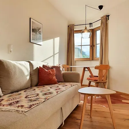 Alpenflair Mit Balkon - Inkl Parkplatz #4 Apartment